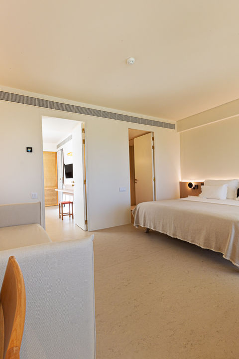 Espreite aqui os quartos e suites remodelados e fique a par das novidades! 