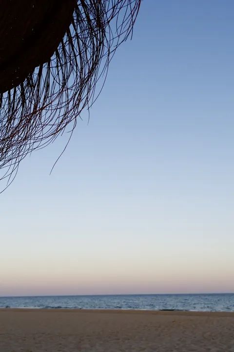 Reserve a sua sombra na praia de Altura de forma rápida e simples. Entre na nossa app UCA Beach, escolha e bloqueie o seu lugar preferido na hora. Clique aqui!