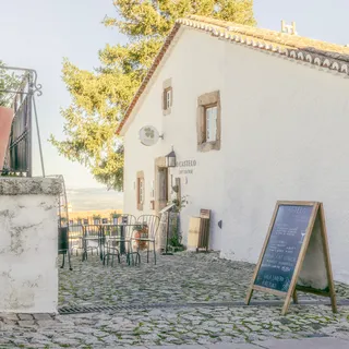 café lounge o castelo café lounge o castelo