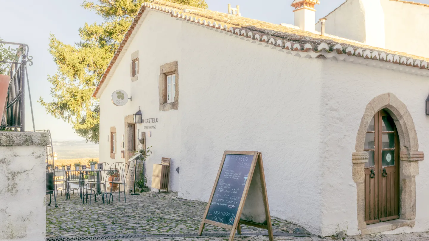 café lounge o castelo café lounge o castelo