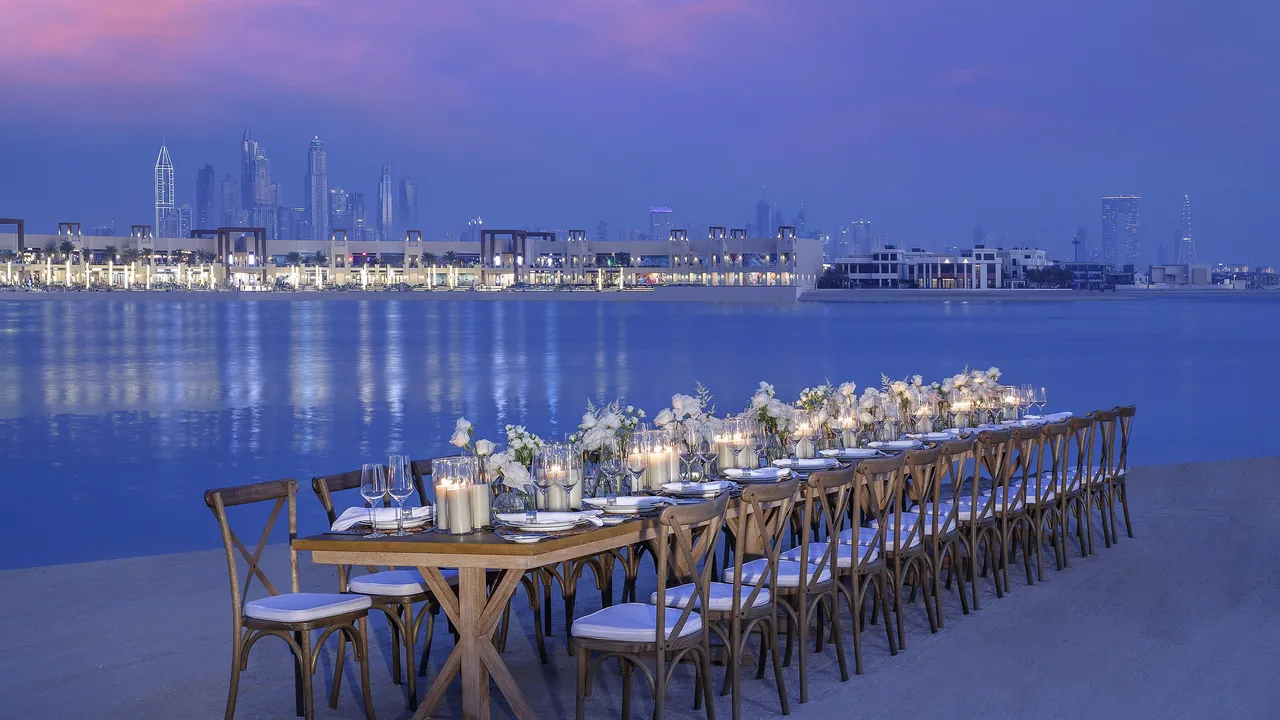 Outdoor Venues <b>To enjoy well into November</b> 