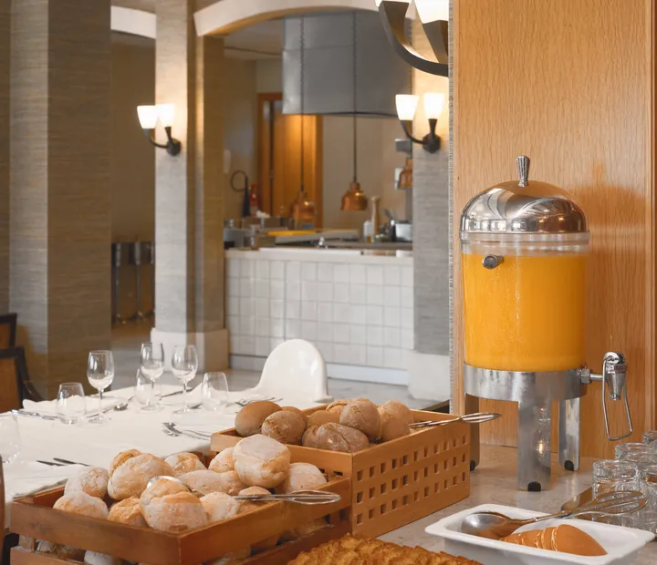 Dolce Campo Real - Dining Dolce Campo Real - Dining