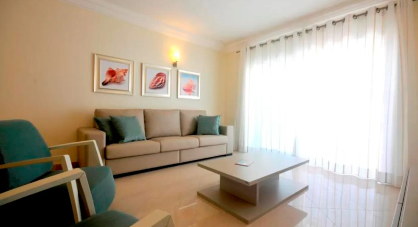 Sala Falesia Marina - T2