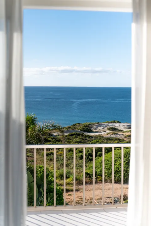 <p><strong>Discover Sagres<br /></strong>Endless Ways to Unwind