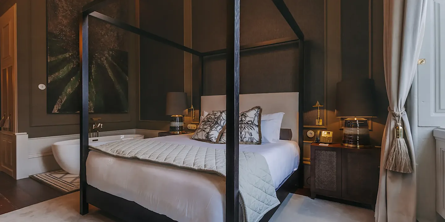 <span>Welcome to MX Hotels</span> Feeling cool like your favorite place. 