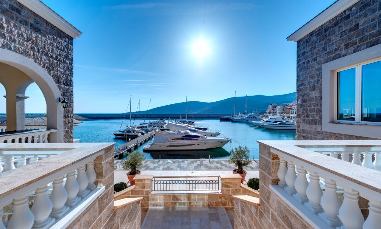 <b>The Chedi Lustica Bay</b> Waterfront hotel overlooking the Andriatic sea