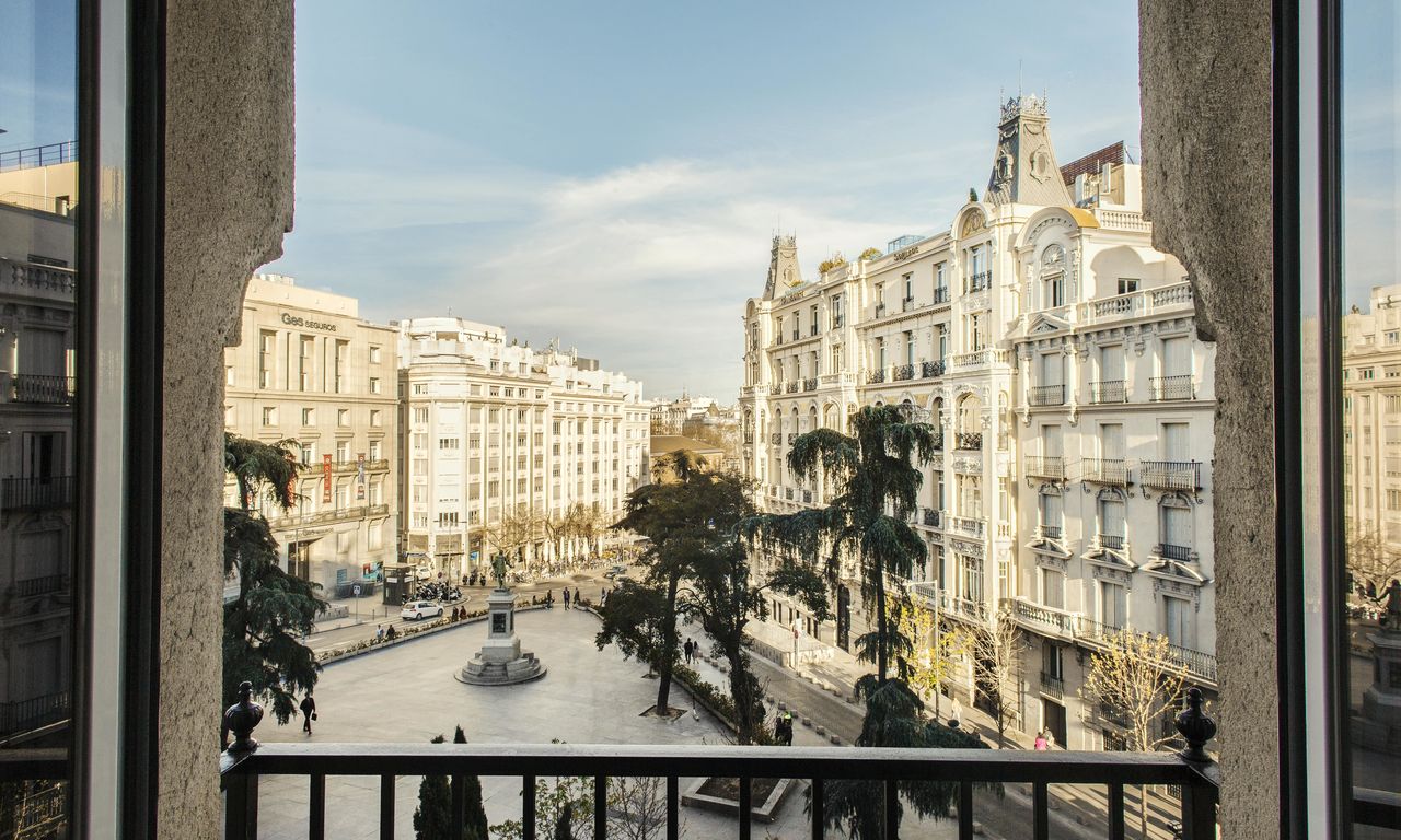 <b>Hotel Villa Real</b> Classical elegance in Madrid's best location