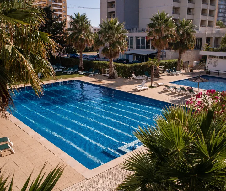 Apartamentos Jardins da Rocha