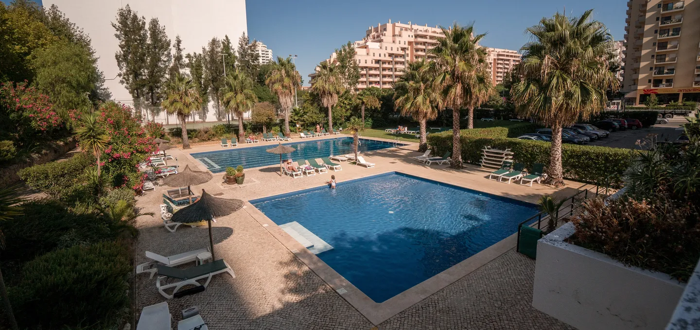 Apartamentos Jardins da Rocha