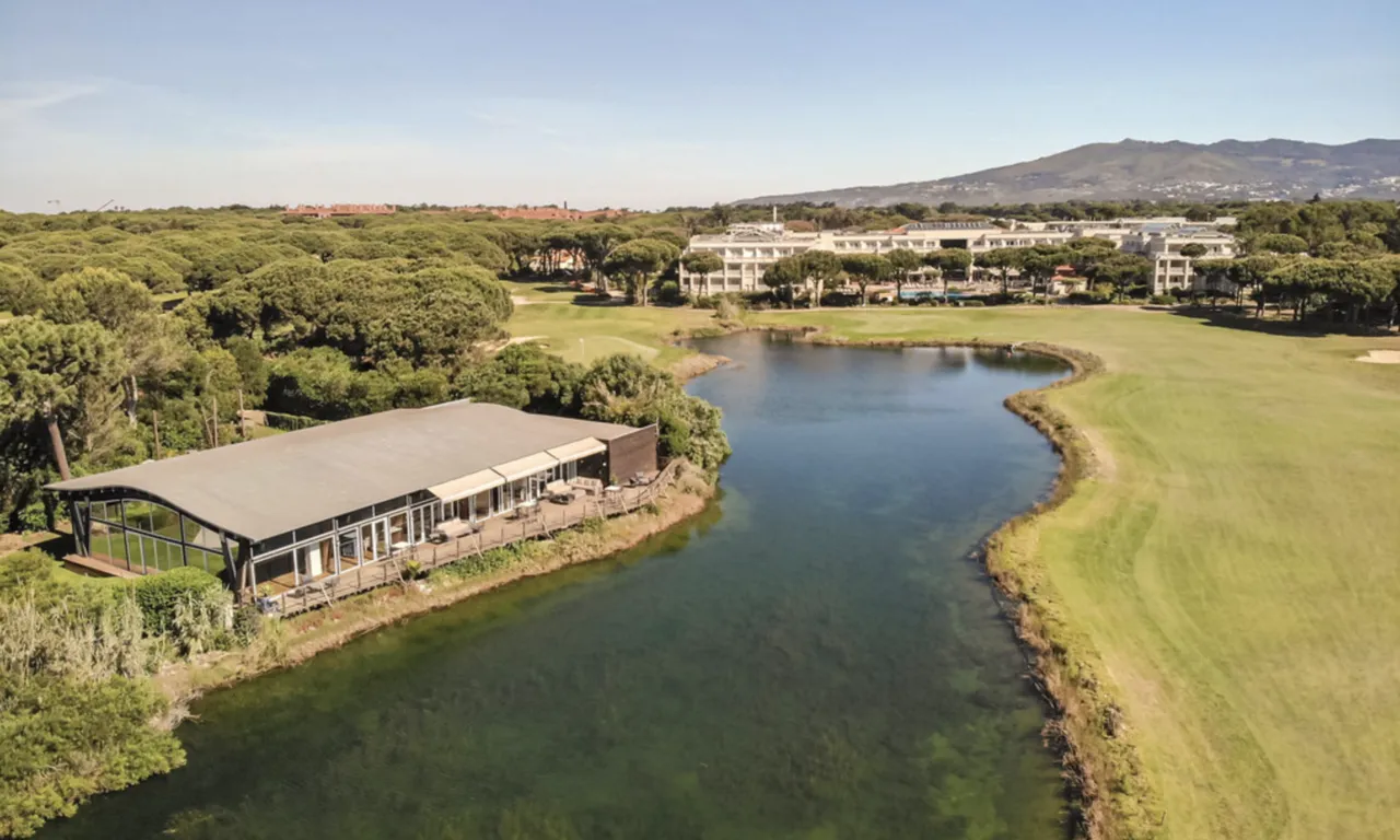 <b>Kimpton Quinta da Marinha Cascais</b> The gentle rhythm of nature meets the quiet grace of luxury
